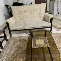 یک دست مبل هفت نفره با میز ناهار خوری