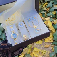 ساعت طرح سرامیک.کادویه روز زن.تولدی.هدیه باکس