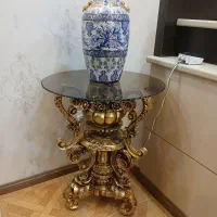 یک جفت میز شیشه ای