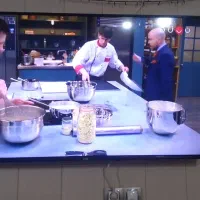 تلوزیون پنجاه اینچ