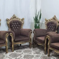 مبل سلطنتی ۹نفره به همراه میزعسلی
