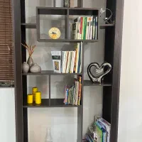 ویترین کتابخانه