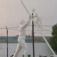 زمین تجاری لب جاده روبرو بسیجیان