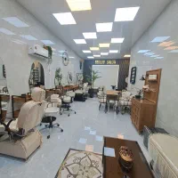 دعوت به همکاری در سالن زیبایی