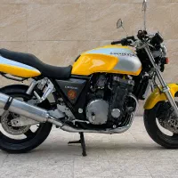 CB1000
