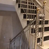 نظافت راه پله و مشاعات و اداره و مراکز تجاری