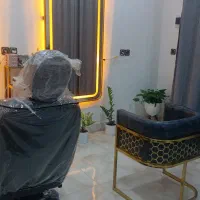 خانه و مغازه باهم بفروش میرسد