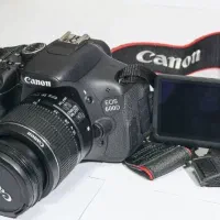 دوربین کانن 600D با لنز 18-55 مشابه آکبند