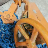 جرثقیل زنجیری غول پیکر ۱۵ تن