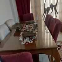 لوازم خانگی قالی و میز نهارخوری و پرده سرا