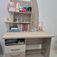 میز تحریر برند اپادانا