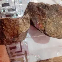 سنگ قیمتی دارم اما مشخص نیست چ است|جواهرات|قهدریجان, |دیوار