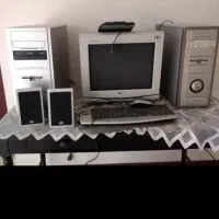 کیس و مانیتور قدیمی و خراب