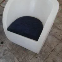 مبل تمام پلاستیک .(صندلی نورانی)