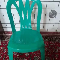 یک دونه صندلی