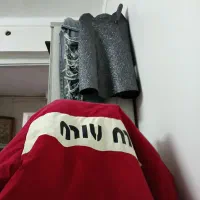 یه شلوار ویه پیراهن ویه کاپشن در حد نو