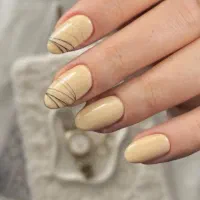 خدمات لوکس ناخن با بهترین متریال