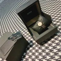 ساعت|ساعت|مشهد, هنرستان|دیوار