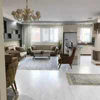 ۹۰ متری تک واحدی طبقه دوم پارکینگ اختصاصی استقامت