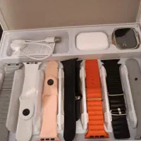 ست ساعت هوشمند و هدفون