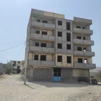 8واحد نیمه کاره روستای تیس 1200متر زیر بنا