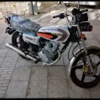 دینو۱۵۰ عروسک