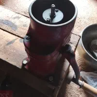 چرخ شیر|چرخ خیاطی و ریسندگی|قوچان, |دیوار