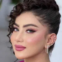 انجام و آموزش خدمات میکاپ و رنگ لایت تخصصی|خدمات آرایشگری و زیبایی|مشهد, کوی سیدی|دیوار