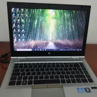 لبتاب hp-i5 اصل آلمان با گرافیک یک گیگ مجزا