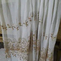 پرده های خونگی سالم و تمیز و خارجی بزرگ متوسط