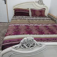 تخت ۱۶۰ و پاتختی