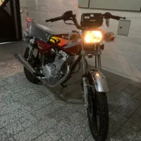 رهرو ۲۰۰ مدل ۴۰۴ مشابه صفر