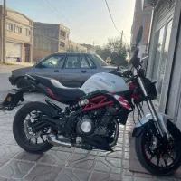 بنلی ۳۰۰