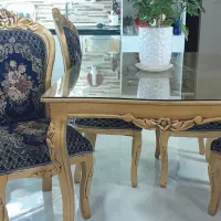 میز نهار خوری سلطنتی