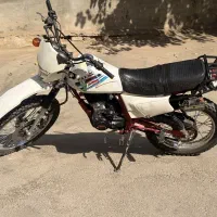 تریل فلات ۲۰۰، ۱۳۹۵، تعمیر اساسی و مدارک کامل|موتورسیکلت|مشهد, پایین خیابان|دیوار