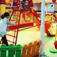 جذب تعدادی هنرجوی خانم با حقوق