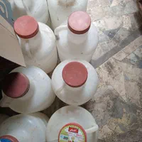 دبه خیار شور و دبه زیتون