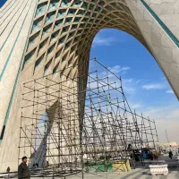 داربست فلزی قاسمی پیچ و رولپلاک همراه با چادر|خدمات پیشه و مهارت|تهران, اتابک|دیوار