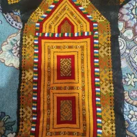 زیاستین|لباس|بمپور, |دیوار