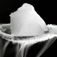 فروش یخ خشک مناسب مجالس و صنعت