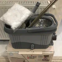 زمین شوی و طی چرخشی برند یونیک (uniq