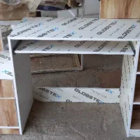 میز کامپیوتر