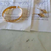 دو جفت گوشواره و النگو