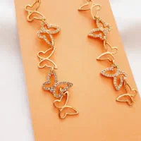 گوشواره پروانه ای