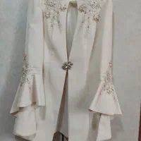 کت و شلوار زنانه شیری رنگ نو پوشیده نشده