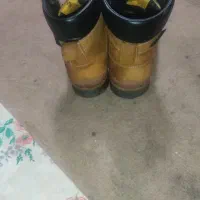 بوت کاترپیلار اصلی|کیف، کفش، کمربند|قم, مهر آباد|دیوار