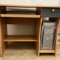 میز کامپیوتر و لپ تاپ