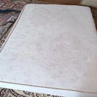 تخت خواب دونفره کاملا سالم|تخت و سرویس خواب|اصفهان, طاحونه|دیوار