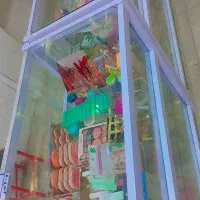 واگذاری خرازی ولوازم ارایشی با دکوراسیون و قفسه|فروشگاه و مغازه|ایرانشهر, |دیوار