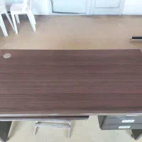 میز مدیریت با سه کشو